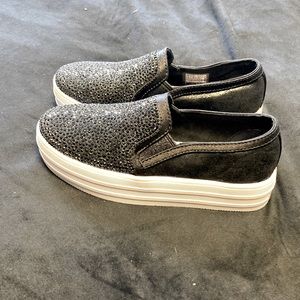 SKECHERS KIDS Double Up Lil' Glitzy Gal Slip-on Sneakers